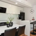 Green View Apartment