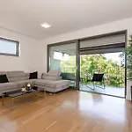 Green View Apartment